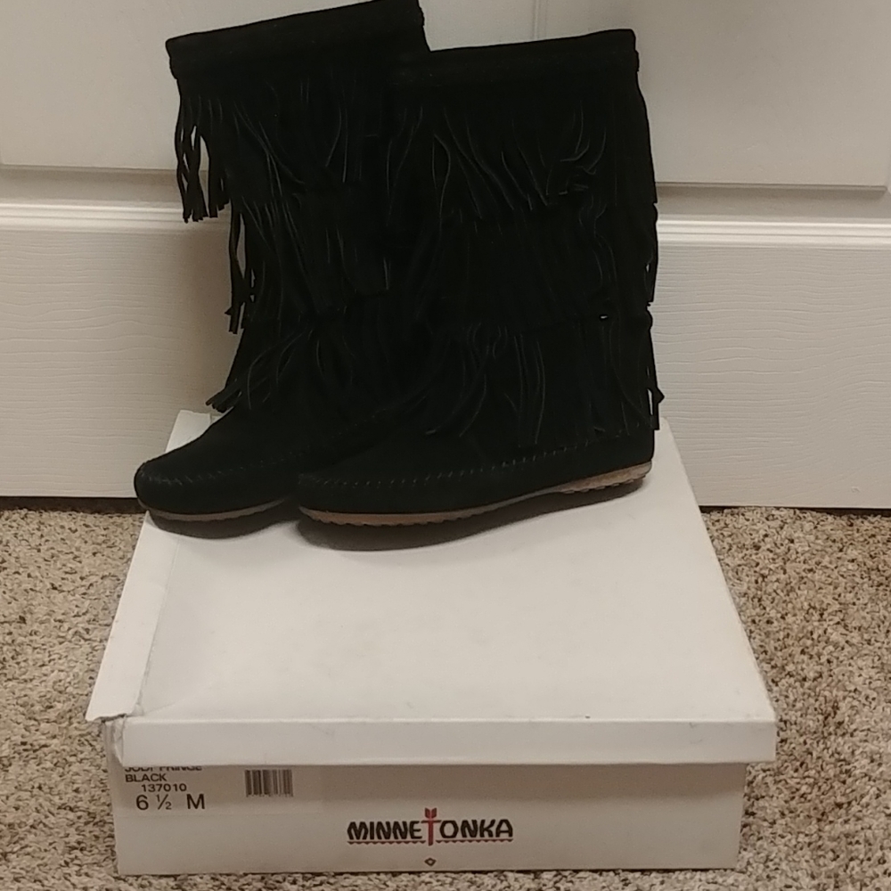 Minnetonka Fringe Boots